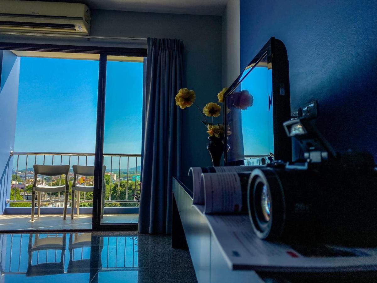 Sino Inn Phuket Hotel - Sha Plus Buitenkant foto
